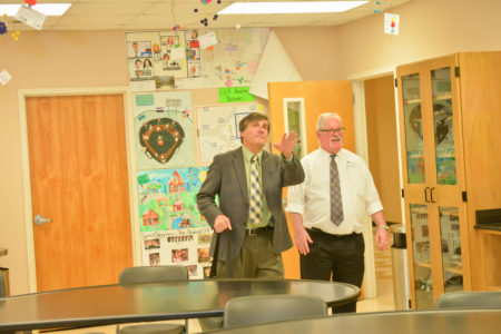 MADISON --Nobel Prize winning astrophysicist Alex Filippenko visited Madison St. Joseph school, speaking to students, parents and even visiting Millsaps College while he was in town.  (Photos by Dave Vowell of Vowell photography)